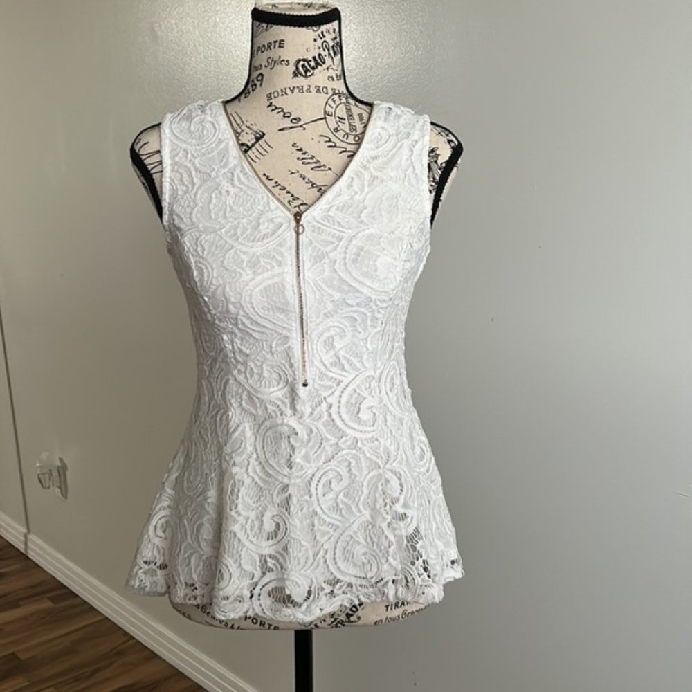Suzy Shier White Blouse  XS